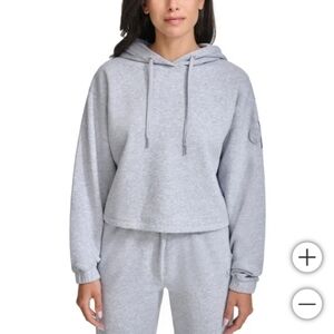 Calvin Klein Jeans Ladies' Cropped Soft Active Hoodie size Large